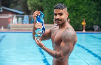 Deyron Moreno alcanzó el podio en la prueba de 2 km en el primer OceanMan cubano. FOTO: Esneyder Gutiérrez 