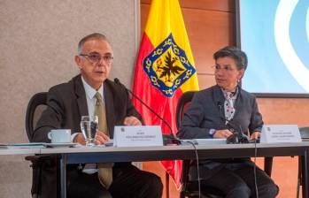 El ministro Iván Velásquez dijo que las iniciativas no pueden reemplazar a la Policía. FOTO Ministerio de Defensa