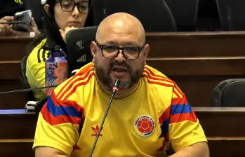El concejal de Medellín Andrés Felipe Rodríguez Puerta, también conocido como ‘Gury’, vuelve al centro de la controversia. Foto: captura del video de la sesión del Concejo de Medellín.