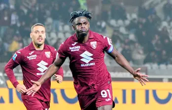 Duván Zapata fue el capitán del Torino y respondió a la confianza con gol. FOTO @TorinoFC_1906
