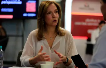 María Claudia Lacouture, presidente de AmCham Colombia, aseguró que la pérdida de confianza y la incertidumbre están frenando la llegada de inversión extranjera al país. FOTO JULIO HERRERA