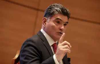 Bogotá. Enero 16 de 2025. Tras su presentación oficial, Gregorio Eljach Pacheco ofreció sus primeras declaraciones a los medios como nuevo Procurador General de la Nación. (Colprensa - Catalina Olaya)