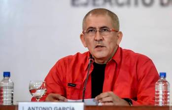 Antonio García es el máximo comandante del ELN. Esa guerrilla tiene congelados los diálogos con el Gobierno desde el pasado 11 de abril. En la media noche del 3 de agosto vencerá el cese al fuego. FOTO AFP