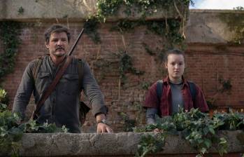 Pedro Pascal y Bella Ramsey vuelven como Joel y Ellie a la segunda temporada de The last of us. FOTO Cortesía MAX.
