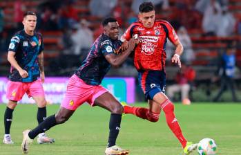 El defensor bogotano Kevin Mantilla es uno de los jugadores más importantes en el Medellín. Foto: Manuel Saldarriaga