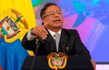 El presidente Gustavo Petro defendió los recortes presupuestales y responsabilizó a decisiones pasadas y a la Corte Constitucional por el déficit fiscal. FOTO: Presidencia