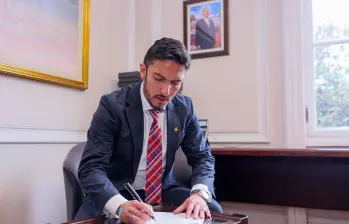 Juan Florián fue suspendido por el Tribunal Superior de Cundinamarca. FOTO Presidencia