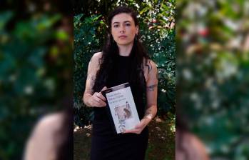 Lina Parra es una de las autoras antioqueñas con mayor proyección nacional. Ha publicado dos libros de cuentos y una novela. Foto: Carlos Velázquez. 