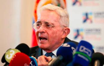 Partido Centro Democrático dice que Mancuso buscará vengarse del expresidente Álvaro Uribe con sus declaraciones ante la JEP. Foto: Colprensa. 