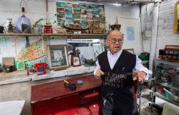 Educado en Jericó y Medellín, Luis Betancur dedicó su vida a recorrer el mundo tras los pensamientos de la gente. FOTO Esneyder Gutiérrez 