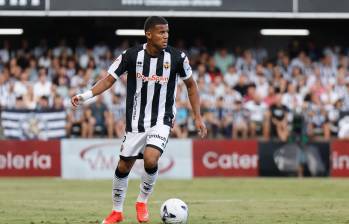 El futbolista colombiano Matias Orozco, quien llegó a España proveniente del Deportivo Cali, es uno de los debutantes con la Selección Colombia en la convocatoria para la fecha Fifa. Foto: tomada del x de @CastellonCD