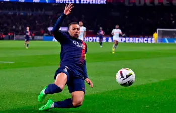 El pleito jurídico entre Kylian Mbappé y el PSG se intensifica, y ambas partes incrementan la cifra de indemnización. Foto: GETTY. 