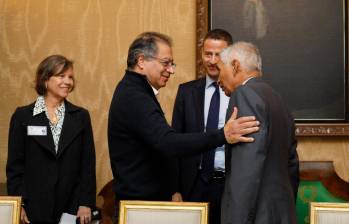 Este lunes 9 de julio, el presidente Petro se reunió con los dueños de la minera Glencore en el Palacio de Nariño, así como el ministro de Minas y Energía, Omar Andrés Camacho. FOTO: Cortesía.