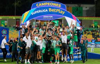 Nacional logra el tricampeonato tras levantar su cuarta Superliga, y Gandolfi consigue su primer título como técnico