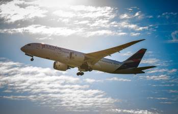 El grupo cuenta con una flota diversa que incluye aviones Boeing 767, 777 y 787, así como Airbus A321, A321Neo, A320, A320Neo y A319. FOTO: Cortesía Latam.