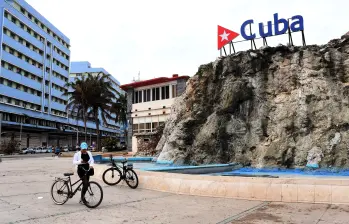 Buscan dos barcos que llevaban ayuda humanitaria a Cuba desde México, una situación que ocurre en medio de tensiones con Estados Unidos. FOTO: Xinhua /Joaquín Hernández