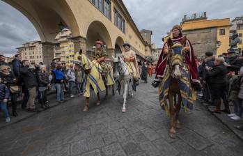 Aunque la tradición menciona tres Reyes Magos, hay relatos de un cuarto miembro, Artabán, que agrega un matiz conmovedor. FOTO Getty