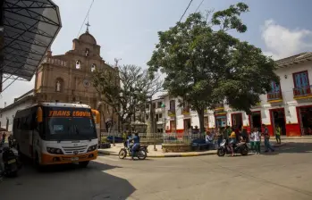 Parque, iglesia y algunas de las calles principales del municipio de Remedios. FOTO Esteban Vanegas Londoño.