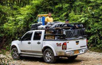 Los enfrentamientos entre el Clan del Golfo y el Frente 4 de las disidencias de las Farc obligaron a centenares de personas a abandonar sus hogares en Segovia y Remedios. Foto: Julio César Herrera Echeverri.