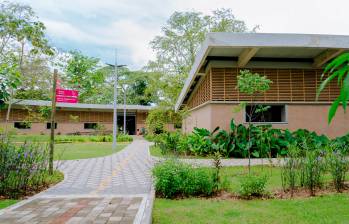 En los últimos años la Caja de Compensación se ha fortalecido en Urabá con centros de salud, bibliotecas, proyectos de vivienda, oficinas y parques. Fotos Cortesía. 