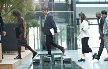 La reducción de la jornada laboral avanza en América Latina y obliga a las empresas a fortalecer su productividad con tecnología y nuevos modelos de gestión. FOTO Getty