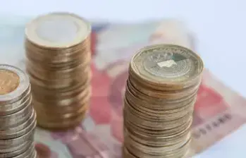 En tiempos donde la inflación cae y las tasas aún son altas, los CDT vuelven a brillar como alternativa de inversión. FOTO: El Colombiano.