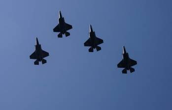 Estados Unidos anunció el envío de 10 aeronaves combate F-35 a Puerto Rico como parte de su ofensiva contra el narcotráfico, en medio de la creciente tensión con Venezuela. Foto: AFP. 
