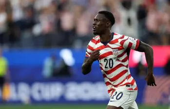 Folarin Balogun pudo jugar los octavos de final pese a que en el partido anterior (16avos de final) fue expulsado con roja directa. Foto: Xinhua