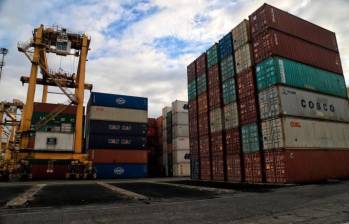 El país obtuvo el puesto 37, destacándose por su baja calificación en eficiencia operacional, una medida clave que engloba tiempos y costos para exportaciones e importaciones. FOTO: Colprensa.