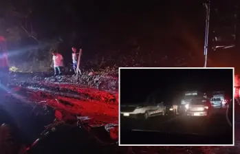 Imagen del sitio del deslizamiento. Y el respectivo trancón en la zona. FOTO: imagen tomada de redes.