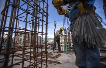 En agosto de 2025, el acero importado representó el 40,8% estimado del consumo de laminados de América Latina, valor récord histórico, según Alacero. Foto: Cortesía Carlos Alberto Velásquez