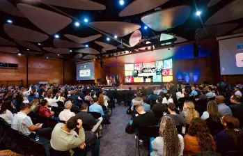 Representantes del Foro Económico Mundial y líderes del ecosistema de innovación visitaron la ciudad. FOTO cortesía Alcaldía de Medellín.