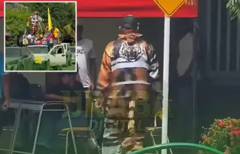 El hombre fue captado en un vehículo antes de dirigirse al centro de votación. FOTO: imagen tomada de Urabá Digital