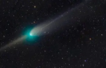 El cometa interestelar 3I/ATLAS (en la imagen) tiñó su atmósfera de verde, un fenómeno nunca visto en objetos similares. FOTO cortesía Nasa