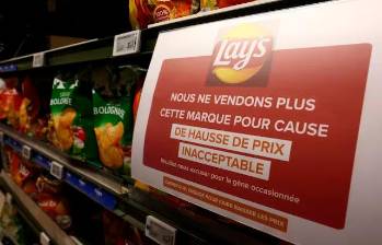 Este es el aviso con el que se encontraron los clientes de Carrefour, en Francia, sobre los productos de Pepsico. FOTO Twitter @RealTimeRating