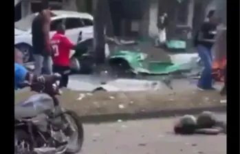 Al menos cinco personas murieron tras las explosiones. Foto: captura de video