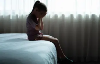 Entre las paredes de una casa en Attendorn, una niña perdió su infancia mientras su madre y abuelos tejían una red de engaños para ocultar su cautiverio al resto del mundo. FOTO: Getty