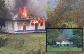 Imágenes del incendio en la vereda Malanoche donde se calcinó la escuelita. FOTO: imágenes tomadas de redes.
