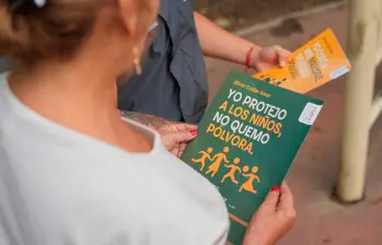 La campaña Que tu fuego no apague mi luz promueve en Envigado celebraciones seguras y responsables, sin uso de pólvora. FOTO cortesía Julián Villa Sánchez