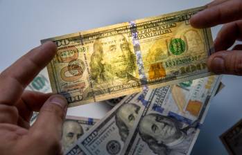 $4.020 fue el último precio en las negociaciones hoy del dólar en la bolsa colombiana. FOTO: Carlos Velásquez
