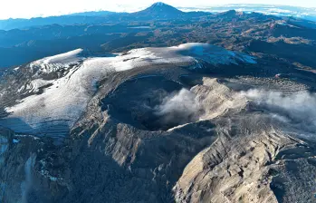 Con el objetivo de diversificar la matriz energética y responder al aumento sostenido en la demanda de energía, arrancó en el país el primer proyecto exploratorio de geotermia, el cual está a cargo del Grupo Ecopetrol. Foto: Servicio Geológico Colombiano