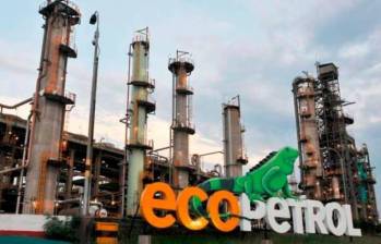 La energética estatal Ecopetrol se resiente este miércoles en los mercados bursátiles, luego de las declaraciones del presidente Gustavo Petro de vender el negocio de fracking en Estados Unidos. FOTO: Colprensa.