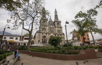 Imagen de referencia del parque del municipio de La Estrella, donde ocurrieron los hechos. FOTO: EL COLOMBIANO