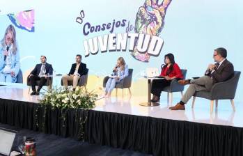 Una misión de observación internacional de 16 países vigiló las elecciones de Consejos de juventud. FOTO: COLPRENSA