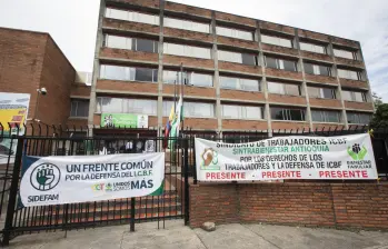 Desde el pasado 11 de agosto, los empleados del Instituto Colombiano de Bienestar Familiar (ICBF) salieron a paro en Antioquia. FOTO: Esneyder Gutiérrez Cardona
