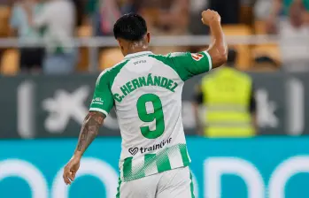 El futbolista Juan Camilo “El Cucho” Hernández es una de las figuras del Real Betis de España que juega la Liga esta temporada. Foto: tomada del x de @LaLiga