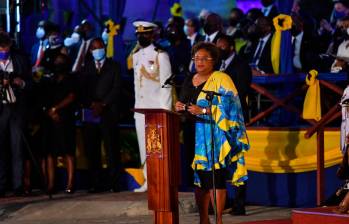  Sandra Mason tomó posesión como la primera mujer presidenta de Barbados FOTO EFE