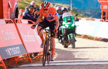 El danés Jonas Vingegaard campeón de la Vuelta a España 2025, no pudo celebrar en Madrid, pues la última etapa fue cancelada por protestas. FOTO GETTY 