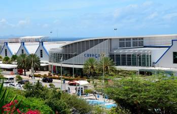 La mujer de 62 años falleció en el interior del aeropuerto de Curazao. Foto: Getty Images