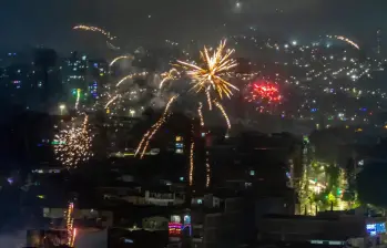 Se presentó nuevamente la alborada en la ciudad de Medellín y dejó como resultados dos menores de edad quemados. FOTO: JUAN ANTONIO SANCHÉZ